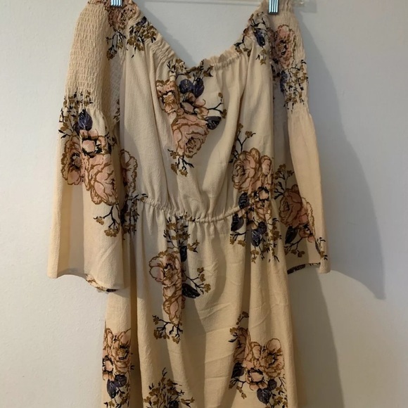 off shoulder floral dress with sleeves - Picture 3 of 9